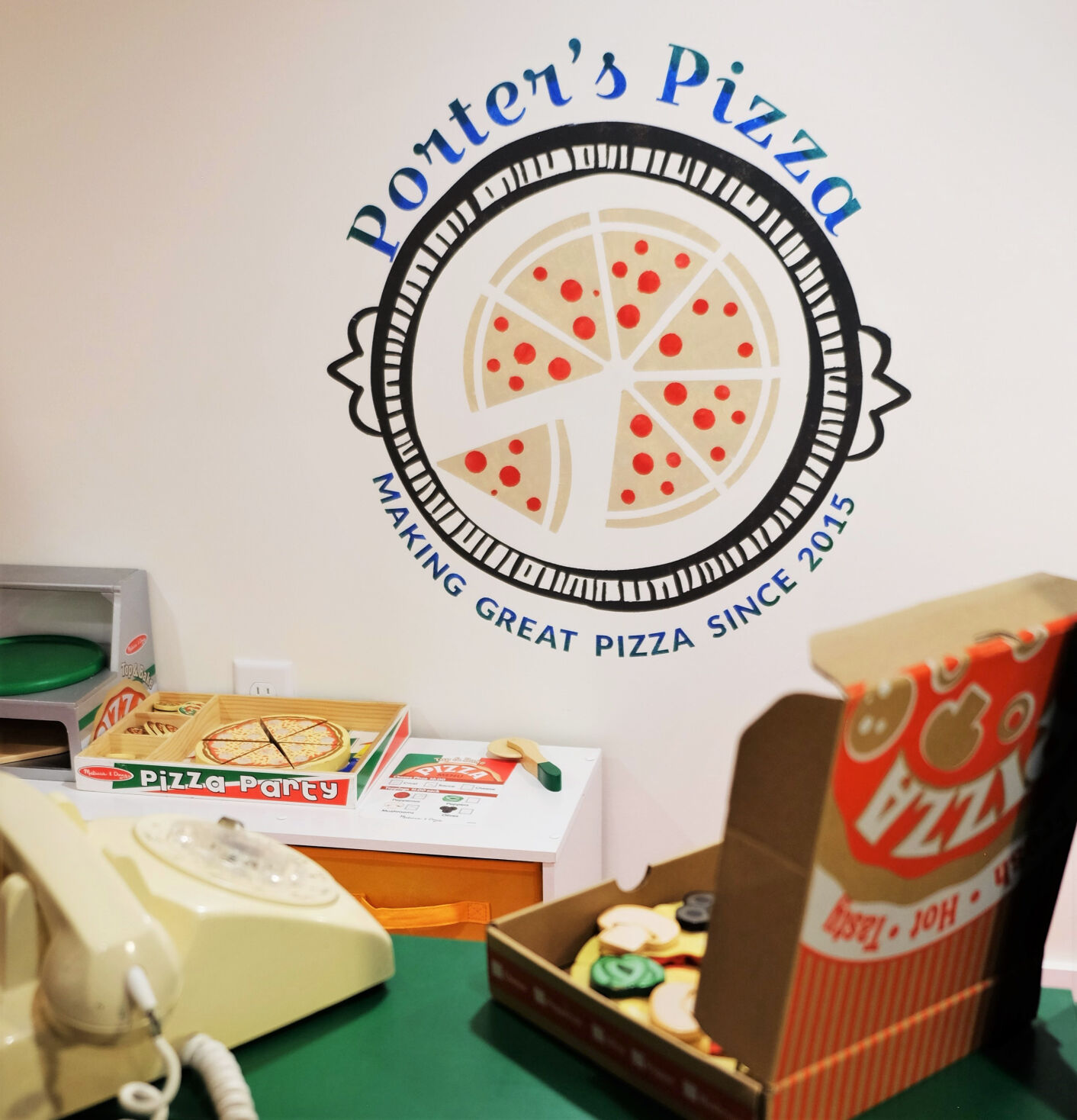 Porter's Pizza_sign.jpg